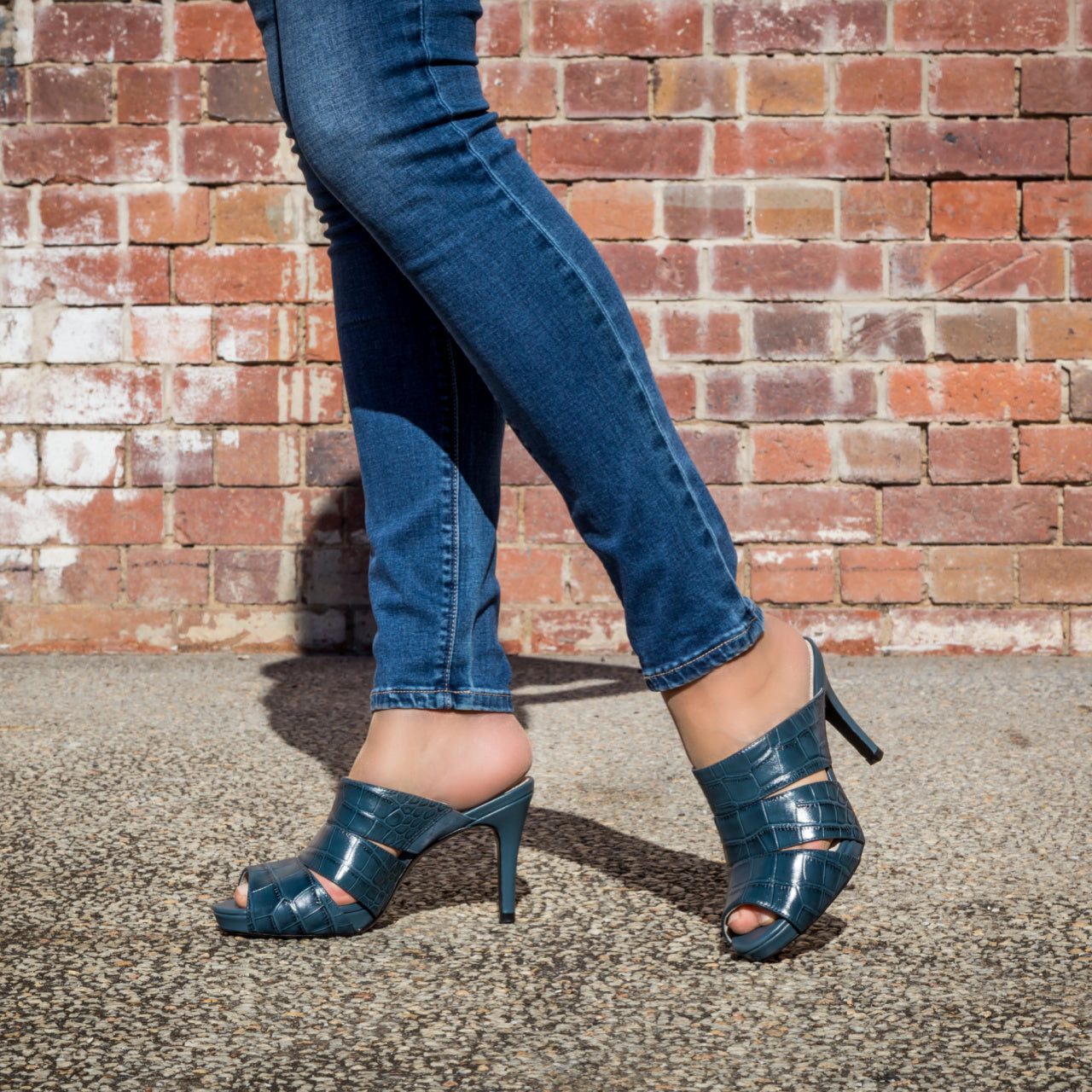 Leather 3 Strap Mule Mid Heel - Dorian